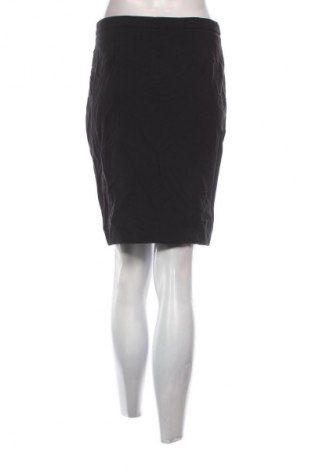 Пола Zara, Размер S, Цвят Черен, Цена 2,04 €