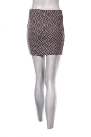 Пола Zara Trafaluc, Размер M, Цвят Многоцветен, Цена 4,09 €