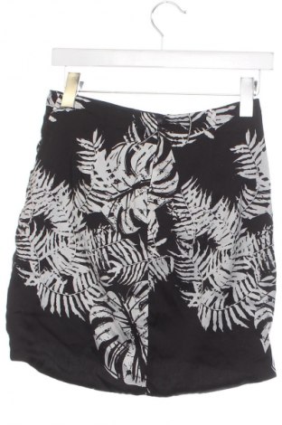 Пола Zara Trafaluc, Размер S, Цвят Многоцветен, Цена 2,04 €