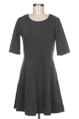 Kleid Unbranded, Größe M, Farbe Grau, Preis 4,99 €