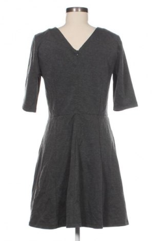 Kleid Unbranded, Größe M, Farbe Grau, Preis 4,99 €