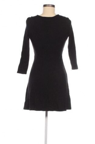 Рокля Bershka, Размер M, Цвят Черен, Цена 2,04 €