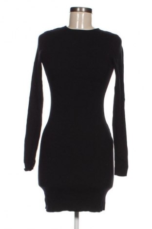 Ruha Bershka, Méret L, Szín Fekete, Ár 1 749 Ft