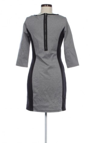 Šaty  Esprit, Velikost M, Barva Šedá, Cena  29,00 Kč