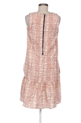 Sukienka Essentiel, Rozmiar S, Kolor Kolorowy, Cena 38,99 zł