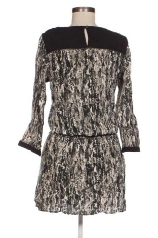 Šaty  Garcia Jeans, Velikost S, Barva Vícebarevné, Cena  29,00 Kč