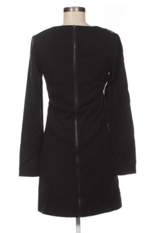 Šaty  Ichi, Velikost M, Barva Černá, Cena  149,00 Kč