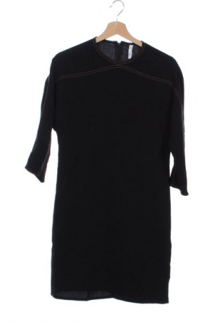 Šaty  Mango, Velikost XS, Barva Černá, Cena  49,00 Kč