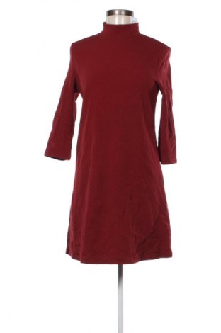 Рокля Monki, Размер S, Цвят Червен, Цена 3,06 €