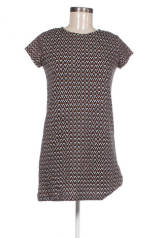 Рокля Pull&Bear, Размер S, Цвят Многоцветен, Цена 2,55 €