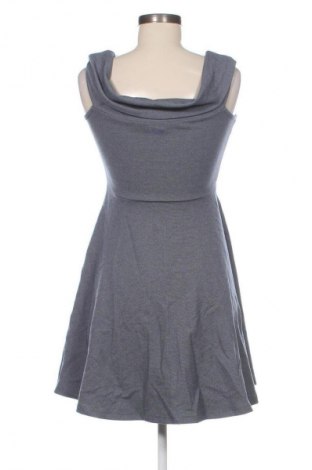 Kleid Review, Größe M, Farbe Blau, Preis € 2,99