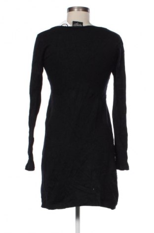 Φόρεμα Soaked In Luxury, Μέγεθος S, Χρώμα Μαύρο, Τιμή 1,99 €