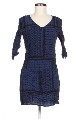 Рокля Soaked In Luxury, Размер S, Цвят Многоцветен, Цена 2,55 €