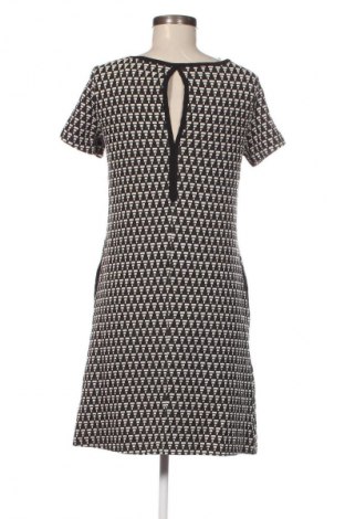 Šaty  Steps, Velikost M, Barva Vícebarevné, Cena  49,00 Kč