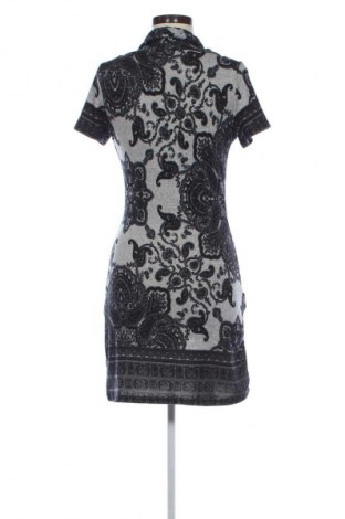Rochie Tenki, Mărime S, Culoare Multicolor, Preț 16,99 Lei