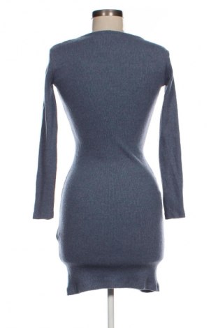 Рокля Trendyol, Размер S, Цвят Син, Цена 4,09 €