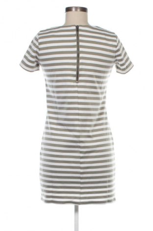 Šaty  VILA, Velikost S, Barva Vícebarevné, Cena  69,00 Kč