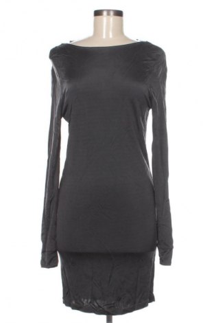 Šaty  VILA, Velikost M, Barva Šedá, Cena  69,00 Kč