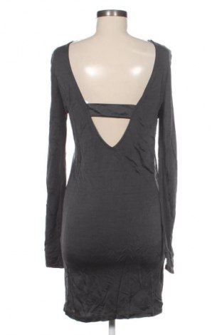 Šaty  VILA, Velikost M, Barva Šedá, Cena  69,00 Kč