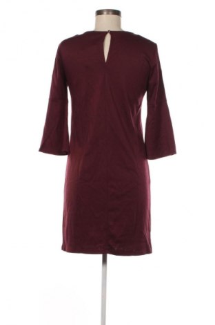 Ruha VILA, Méret S, Szín Piros, Ár 979 Ft