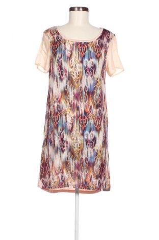 Ruha VILA, Méret M, Szín Sokszínű, Ár 1 559 Ft