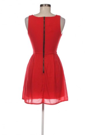 Рокля Wallis, Размер S, Цвят Червен, Цена 3,57 €
