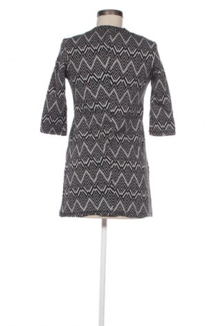 Šaty  Zara Trafaluc, Velikost S, Barva Vícebarevné, Cena  49,00 Kč