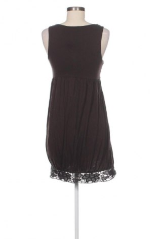 Φόρεμα Zero, Μέγεθος M, Χρώμα Καφέ, Τιμή 6,99 €