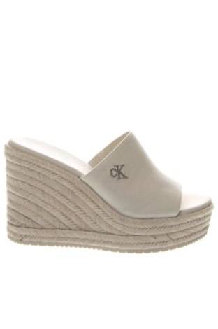 Pantolette Calvin Klein Jeans, Größe 39, Farbe Beige, Preis € 65,99