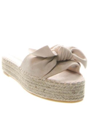 Papuci DeeZee, Mărime 37, Culoare Bej, Preț 135,92 Lei