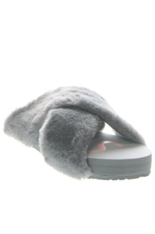 Pantolette Toms, Größe 39, Farbe Grau, Preis € 62,99