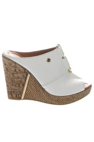 Pantolette Unbranded, Größe 36, Farbe Weiß, Preis 38,94 €