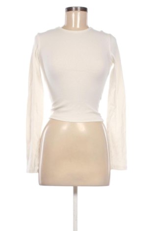 Дамска блуза Bershka, Размер S, Цвят Бял, Цена 9,70 €