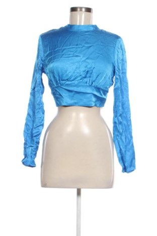Γυναικεία μπλούζα Bershka, Μέγεθος M, Χρώμα Μπλέ, Τιμή 5,99 €