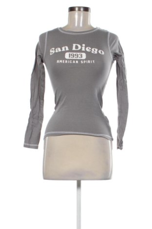 Дамска блуза Fisherfield, Размер XS, Цвят Сив, Цена 9,70 €