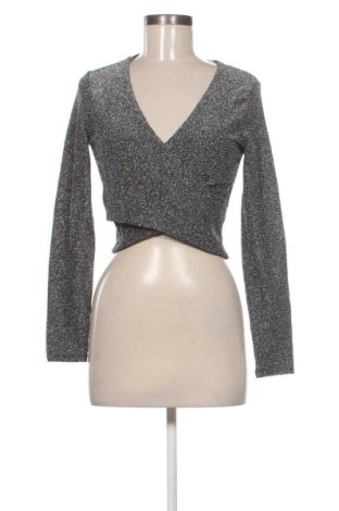 Bluză de femei H&M Divided, Mărime M, Culoare Argintiu, Preț 36,99 Lei