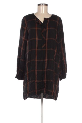 Дамска блуза LC Waikiki, Размер M, Цвят Многоцветен, Цена 9,88 €