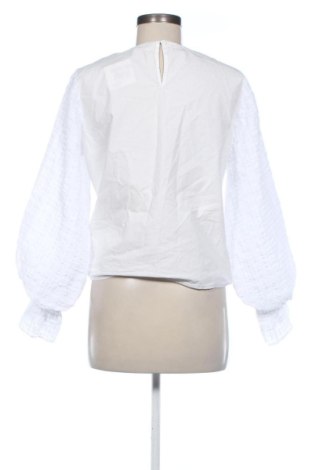 Damen Shirt Loavies, Größe M, Farbe Weiß, Preis 17,00 €