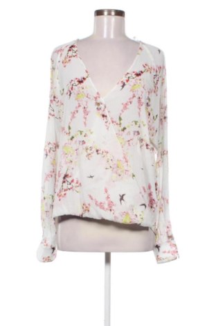 Γυναικεία μπλούζα Madonna, Μέγεθος M, Χρώμα Πολύχρωμο, Τιμή 6,99 €