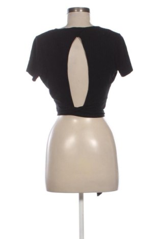 Dámská halenka NA-KD, Velikost S, Barva Černá, Cena  409,00 Kč