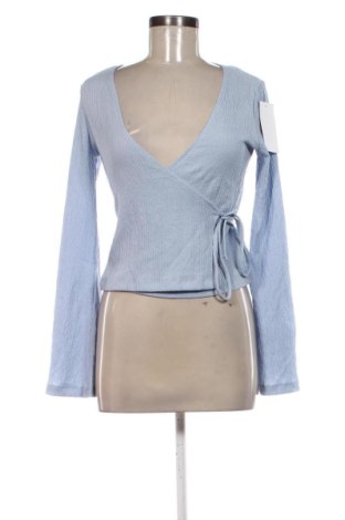 Bluzka damska NA-KD, Rozmiar S, Kolor Niebieski, Cena 211,00 zł