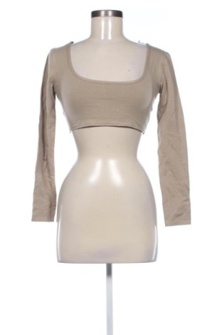 Damen Shirt Pretty Little Thing, Größe S, Farbe Braun, Preis 10,00 €