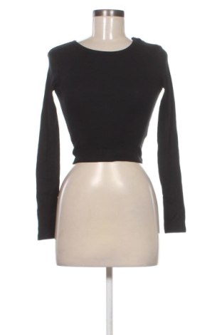 Γυναικεία μπλούζα Pull&Bear, Μέγεθος XS, Χρώμα Μαύρο, Τιμή 18,99 €