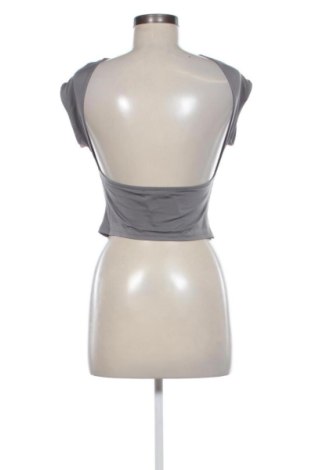 Дамска блуза Pull&Bear, Размер M, Цвят Сив, Цена 9,70 €