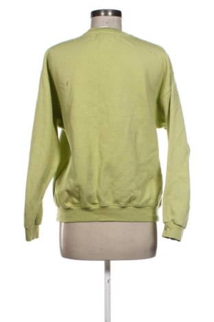 Дамска блуза Pull&Bear, Размер S, Цвят Зелен, Цена 20,00 €