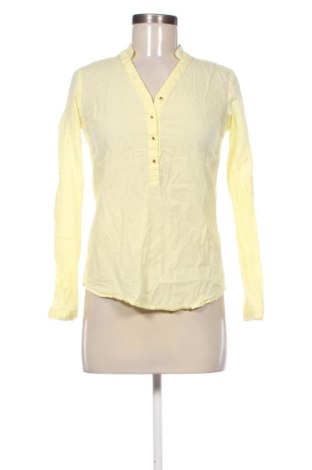 Дамска блуза Reserved, Размер XS, Цвят Жълт, Цена 10,22 €
