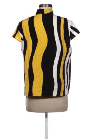 Γυναικεία μπλούζα SHEIN, Μέγεθος M, Χρώμα Πολύχρωμο, Τιμή 8,99 €