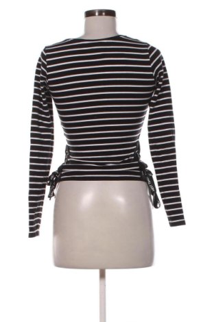 Γυναικεία μπλούζα Sinsay, Μέγεθος S, Χρώμα Πολύχρωμο, Τιμή 10,00 €