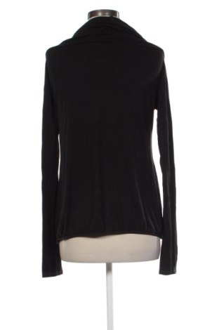 Dámská halenka Sisley, Velikost M, Barva Černá, Cena  709,00 Kč