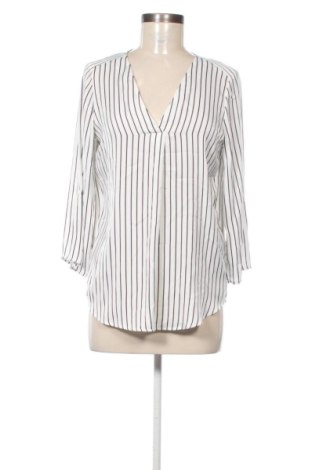 Dámská halenka Stradivarius, Velikost M, Barva Vícebarevné, Cena  179,00 Kč